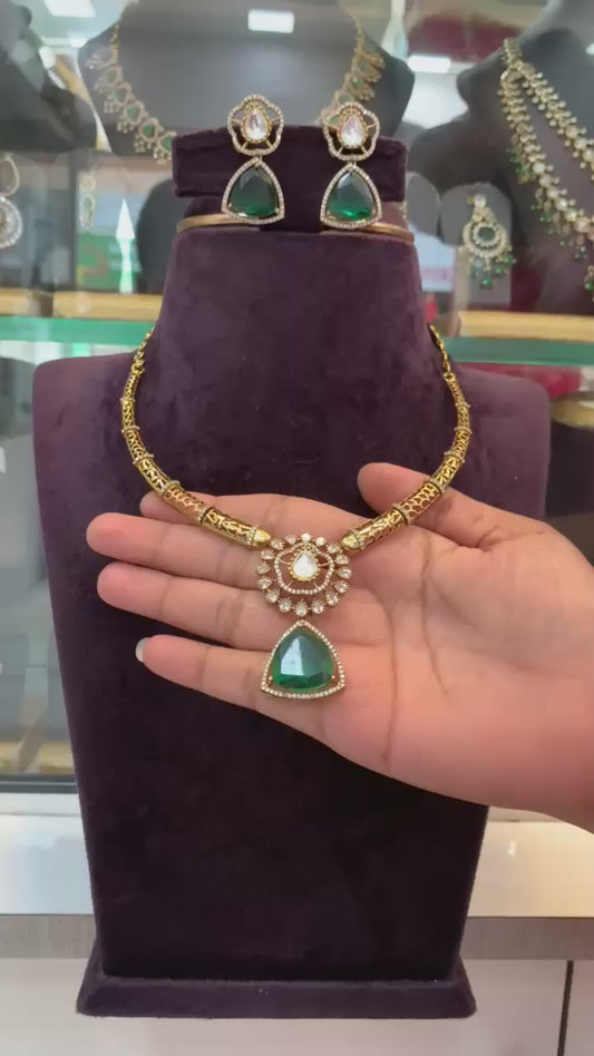 Emerald Green Pendant Necklace with Matching Drop Earrings