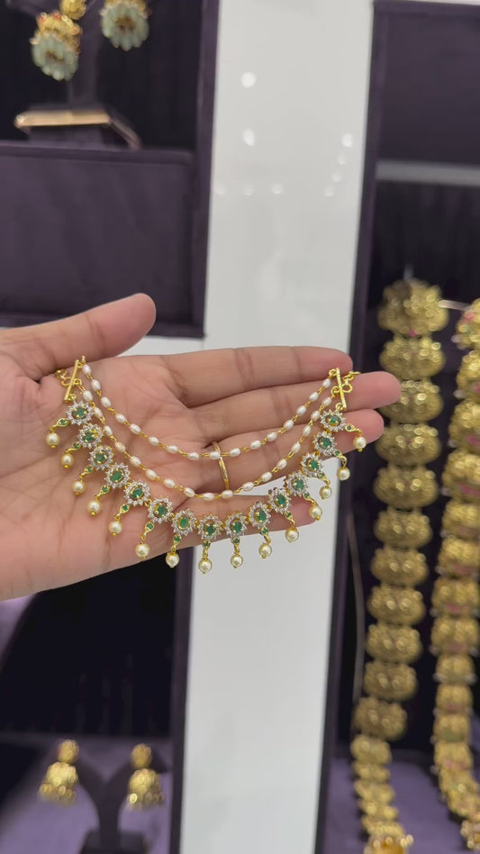 Exquisite Gold-Tone Pearl and Green Stone Hair Accessory